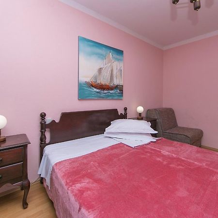 Apartments By The Sea Brela, Makarska - 20778 Kamer foto