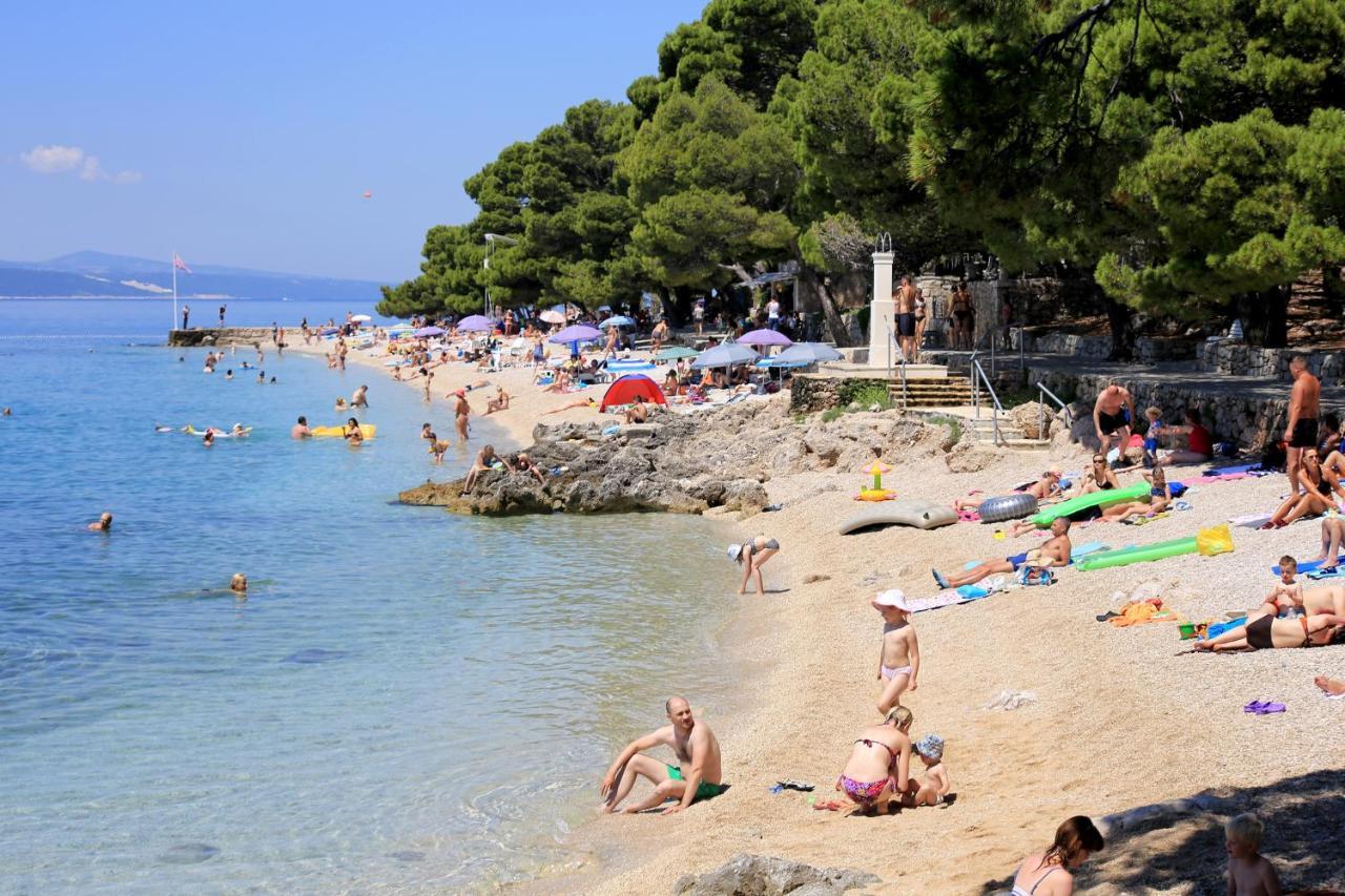 Apartments By The Sea Brela, Makarska - 20778 Buitenkant foto
