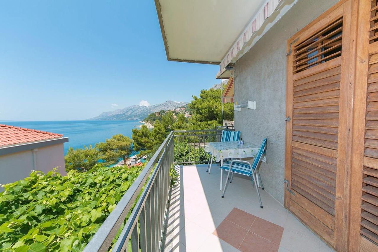 Apartments By The Sea Brela, Makarska - 20778 Buitenkant foto