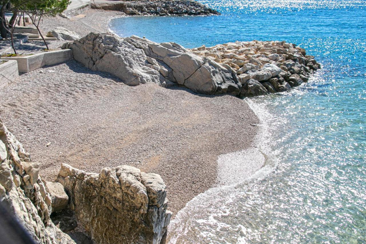 Apartments By The Sea Brela, Makarska - 20778 Buitenkant foto