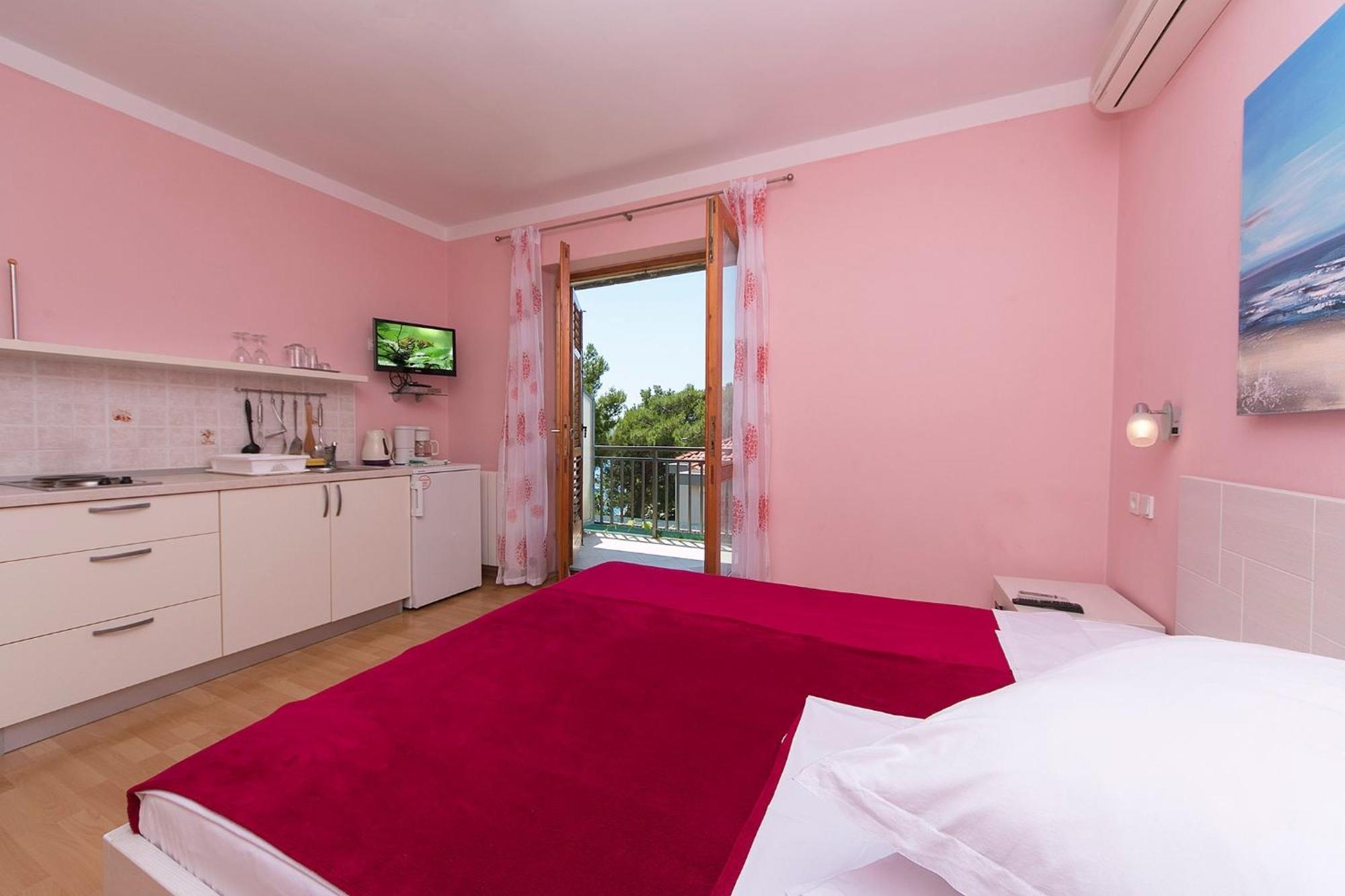 Apartments By The Sea Brela, Makarska - 20778 Kamer foto