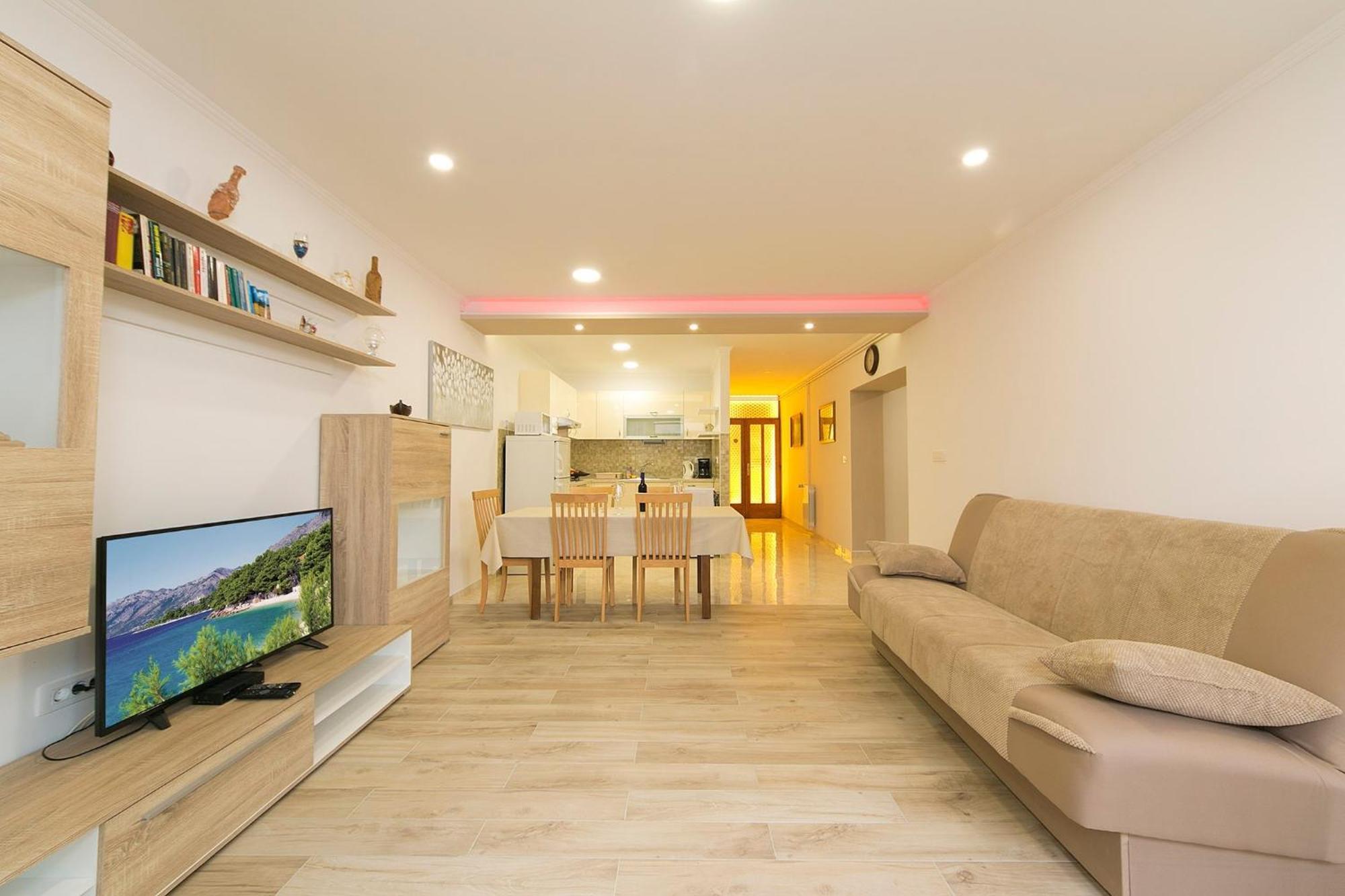 Apartments By The Sea Brela, Makarska - 20778 Kamer foto