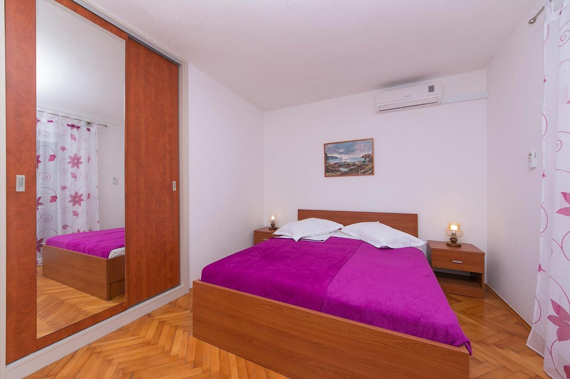 Apartments By The Sea Brela, Makarska - 20778 Kamer foto