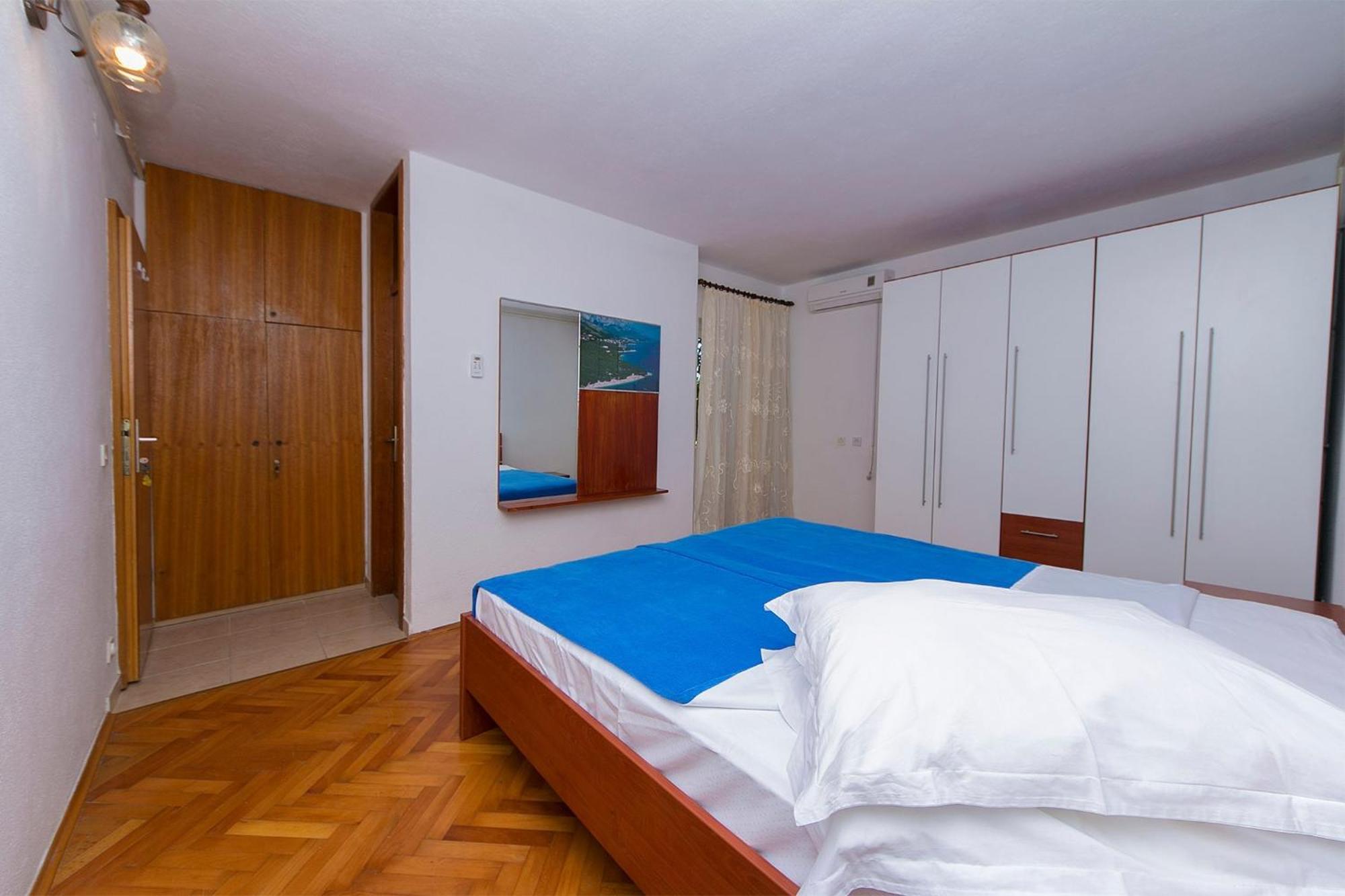 Apartments By The Sea Brela, Makarska - 20778 Kamer foto
