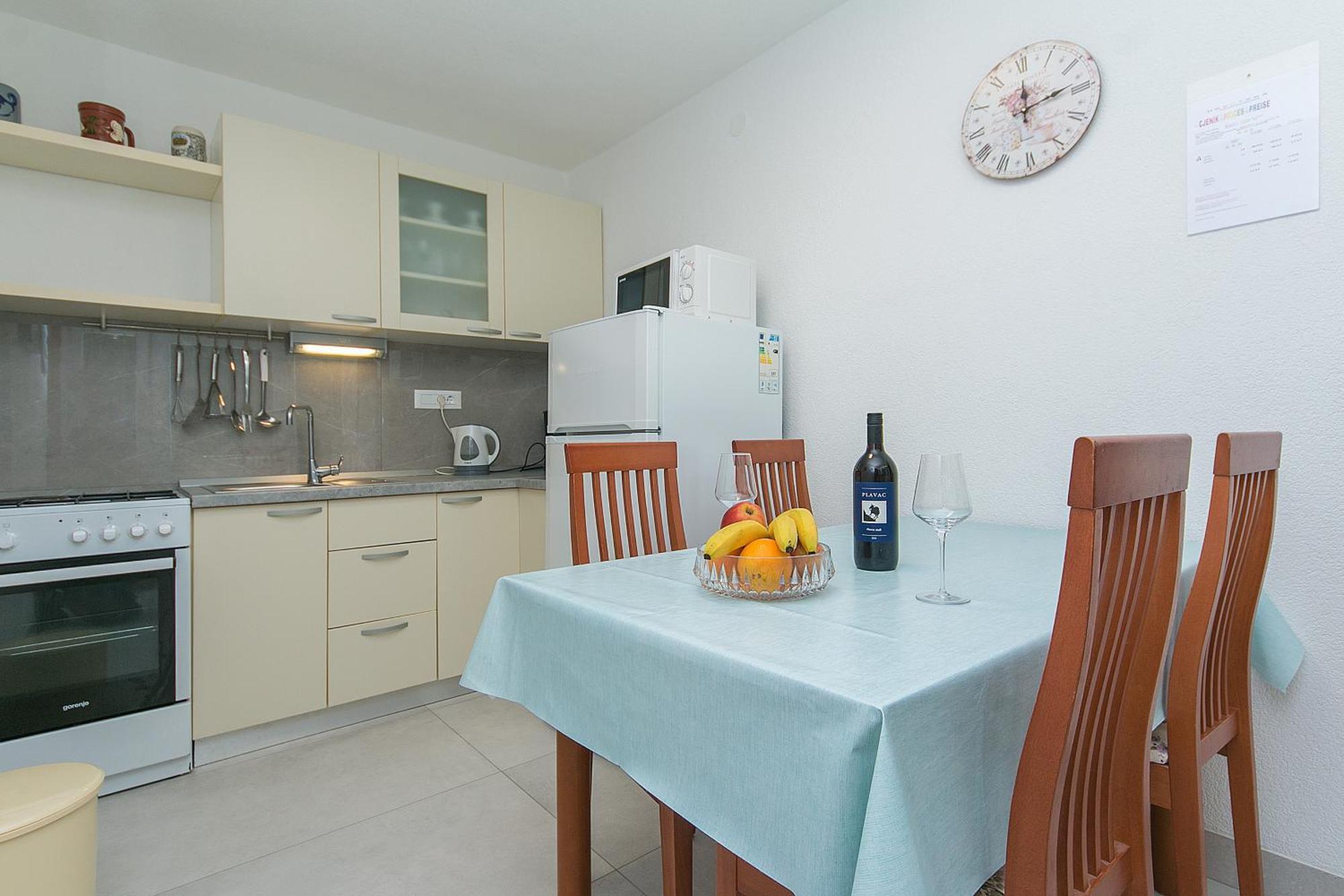 Apartments By The Sea Brela, Makarska - 20778 Kamer foto